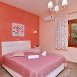 Koromilia *