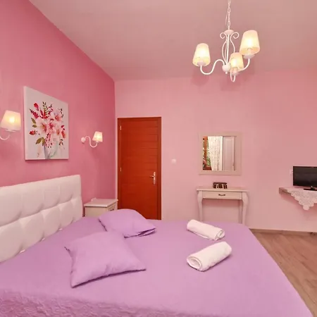 Koromilia Apartmán *